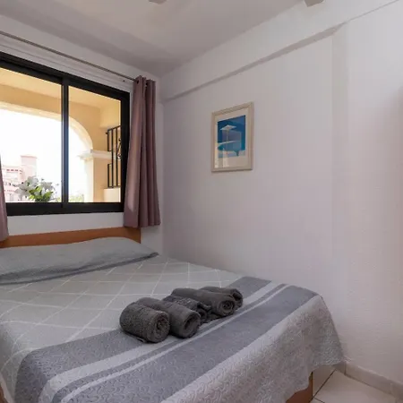 Excellent Castle Harbour Apartamento