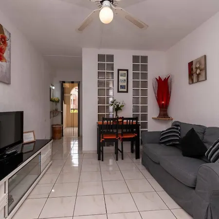 Excellent Castle Harbour Apartament